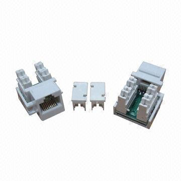 Cat5e UTP AMP Style 90 Degree Modular Jack